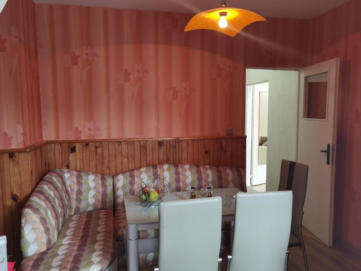 Апартамент Дани Apartament Dani カザンラク エクステリア 写真